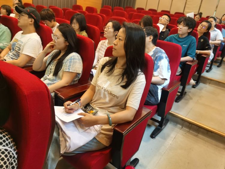凝心聚力 品质招生——西安市卫生学校2022年招生工作总结暨2023年招生培训大会圆满召开(图2)