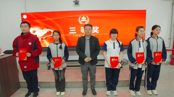 西安市卫生学校2025校园诗歌朗诵会暨颁奖仪式圆满收官(图10)
